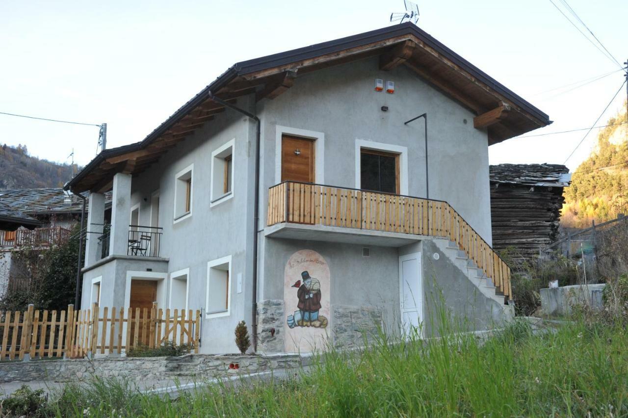 Lo Metcho Dou Bino Apartment Antey-Saint-Andre Luaran gambar