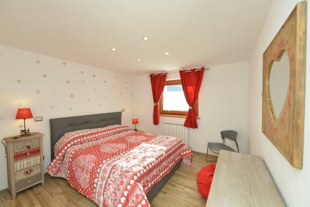 Lo Metcho Dou Bino Apartment Antey-Saint-Andre Luaran gambar